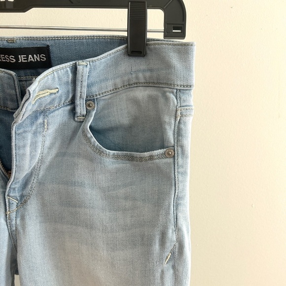 • Express •  Super Soft Mid Rise Ripped Legging - Picture 5 of 10